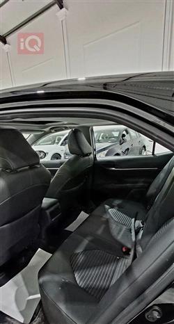 تۆیۆتا کامری